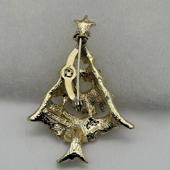Vintage Gerry's Christmas Tree Pin, Gold Metal Green Red Decorations, Book Piece - Picture 10 of 15